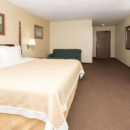 Days Inn By Wyndham Colorado Springs Airport Extérieur photo