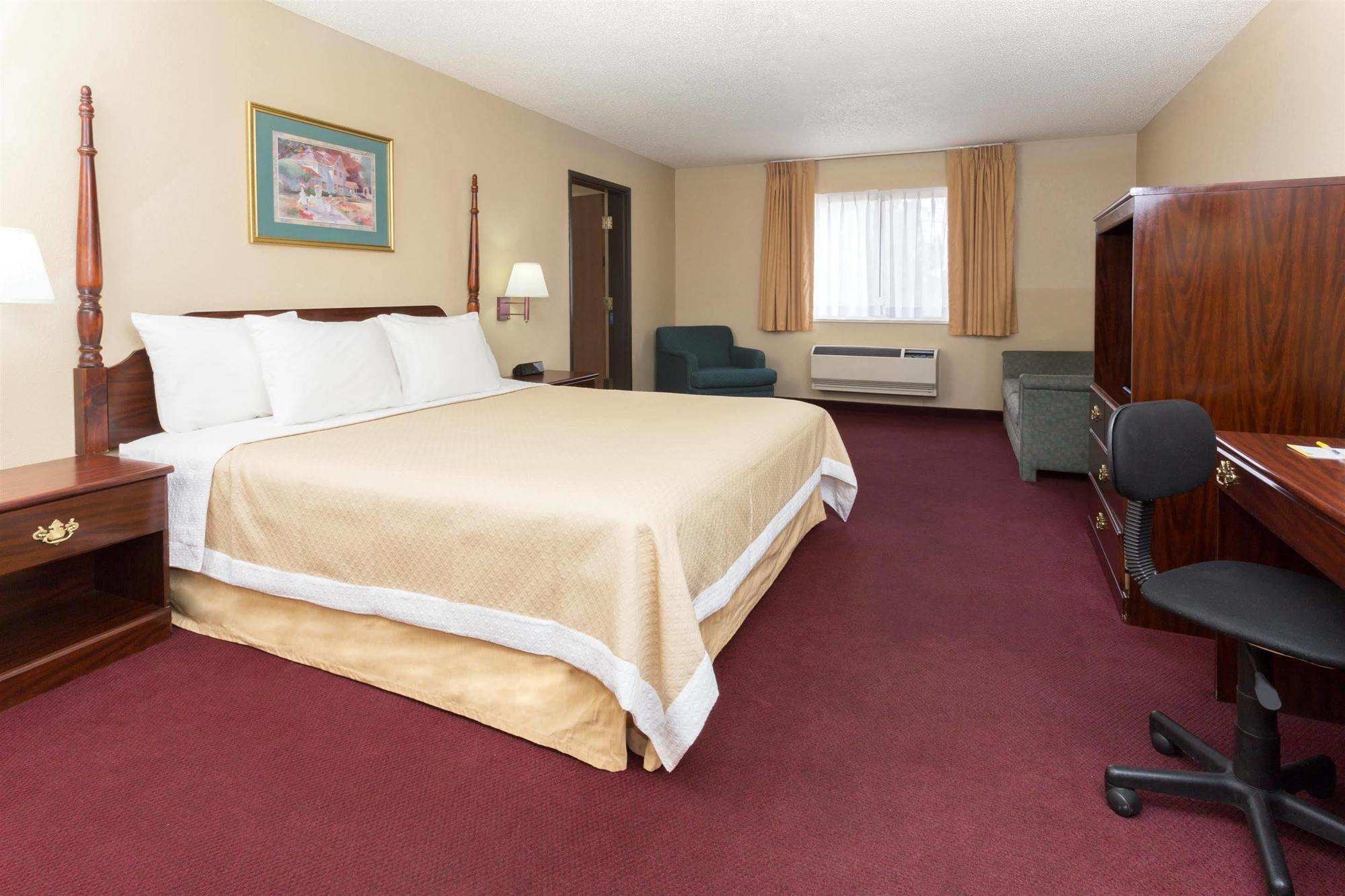 Days Inn By Wyndham Colorado Springs Airport Extérieur photo